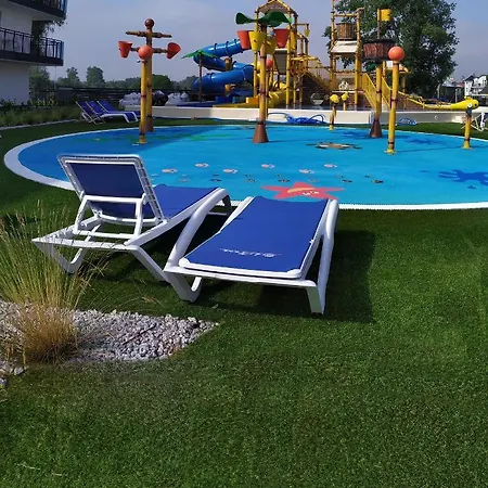 דירה Bel Mare Patio And Garden C106