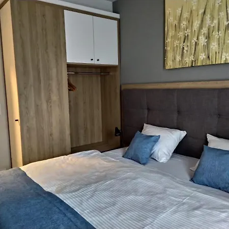 Bel Mare Patio And Garden C106 דירה מידזיזדרויה